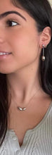 Elliptical spheres necklace