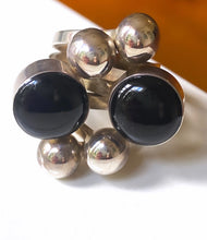 Ring silver balls and black onyx discs