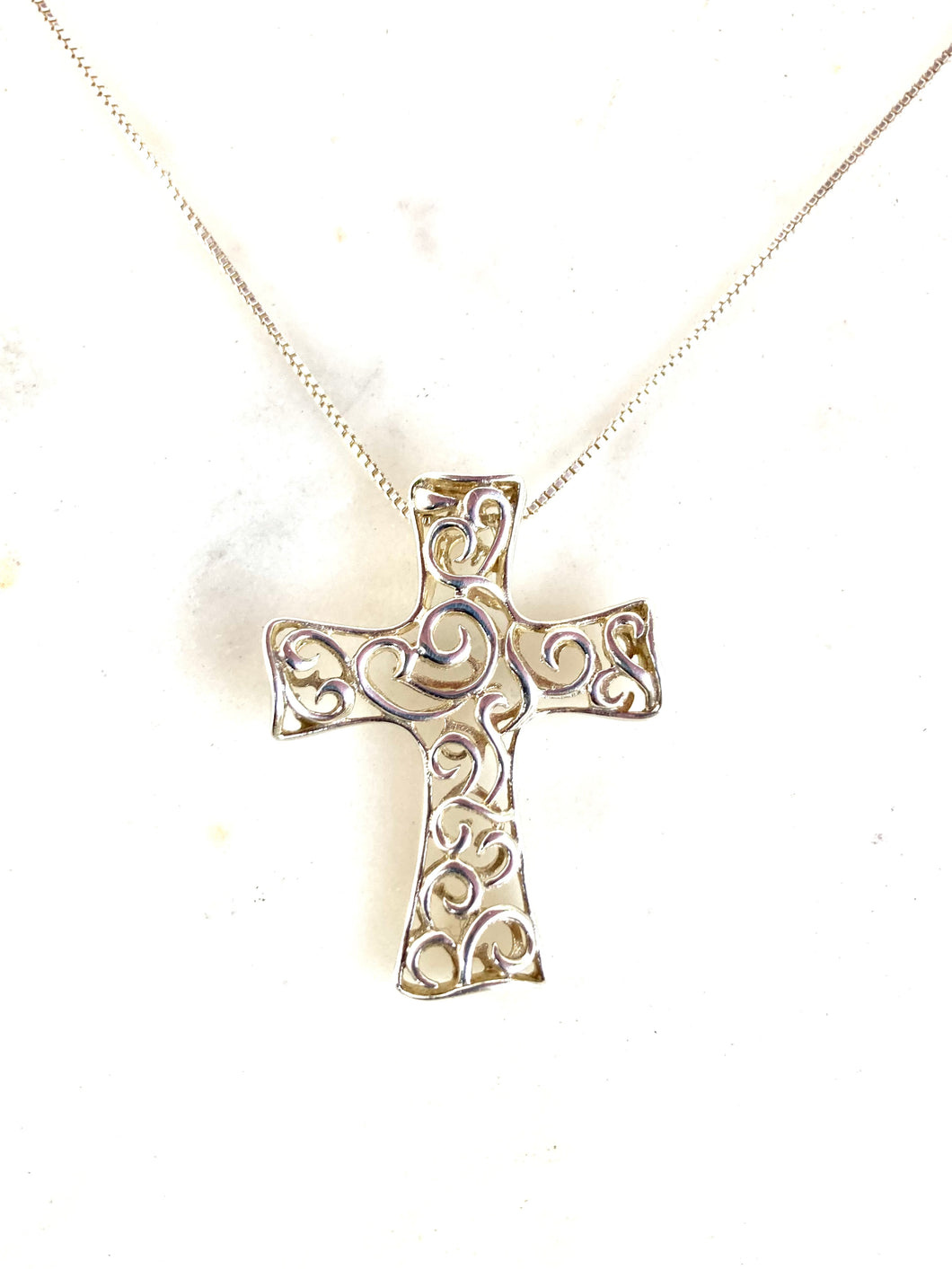 Filigree crucifix
