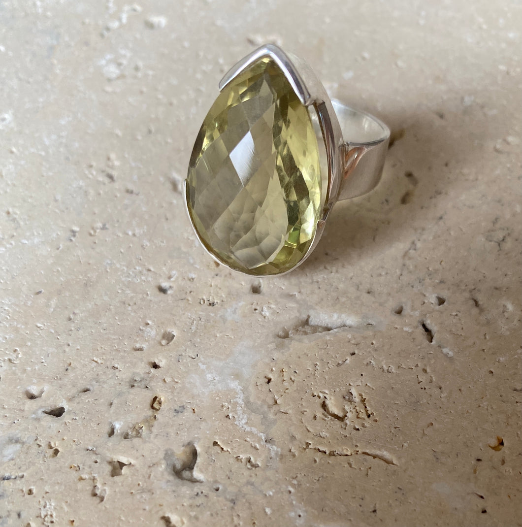 Lemon drop silver ring