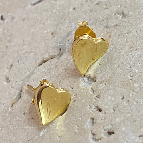 Heart stud earrings