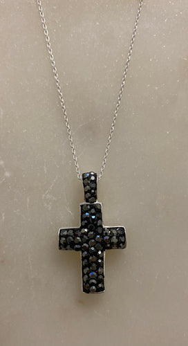 The bold crucifix necklace