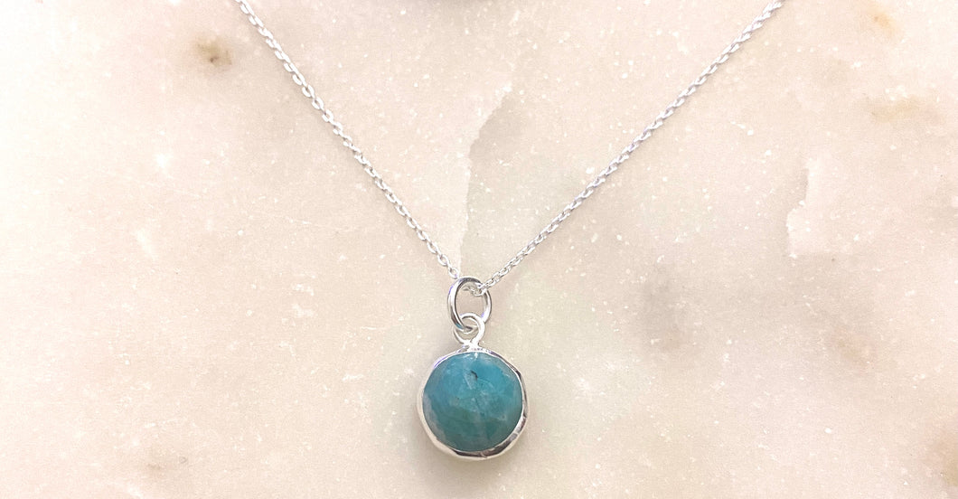 Amazonite faceted semi-precious stone necklace.