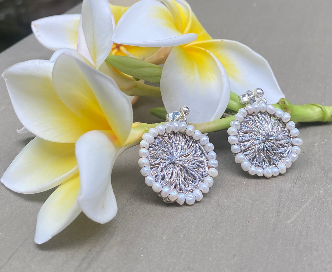 Woven silver thread disc with pearl drop earrings