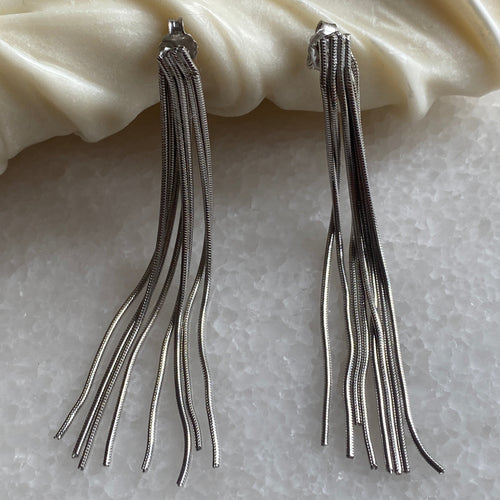 Chain earrings