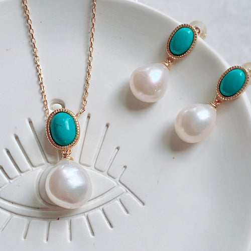 The turquoise and pearl drop