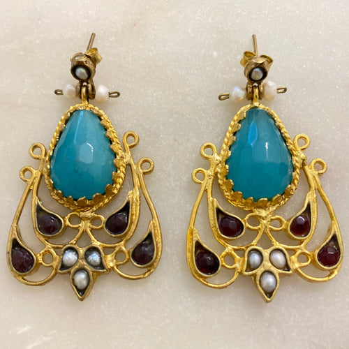 Majestic earrings