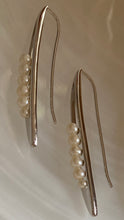 6 pea pearls in a pod