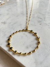Kiklos Open circle necklace