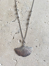 Shell necklace