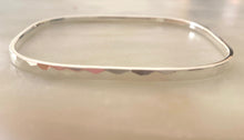 The hammered square bangle
