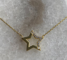 The shining star necklace